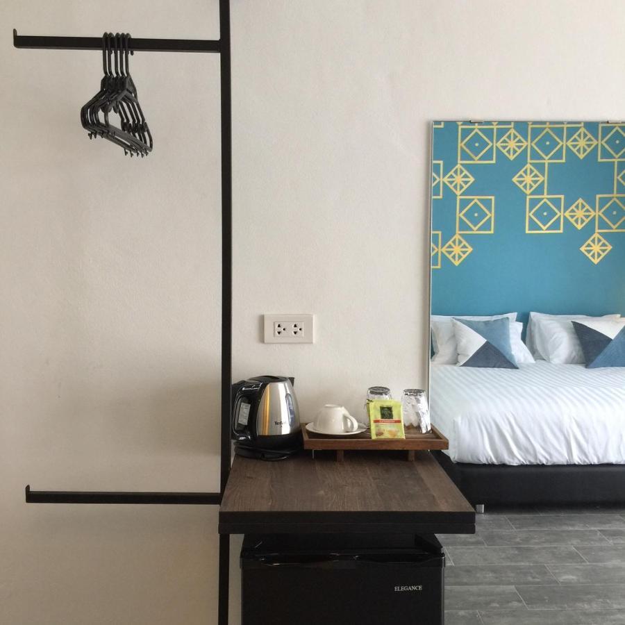Goodnight Poshtel + Free Netflix Hotel Хат Яй Екстериор снимка