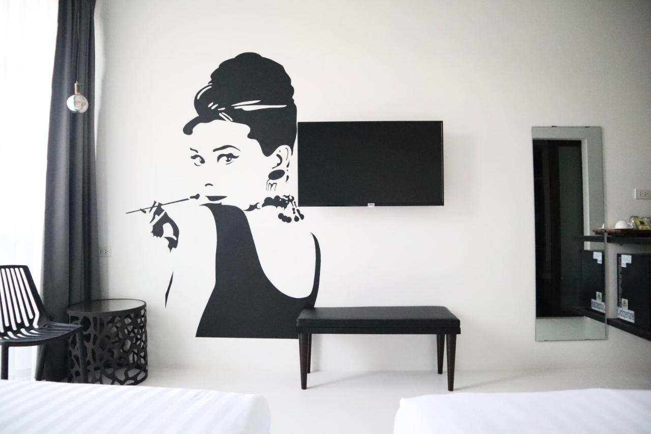 Goodnight Poshtel + Free Netflix Hotel Хат Яй Екстериор снимка