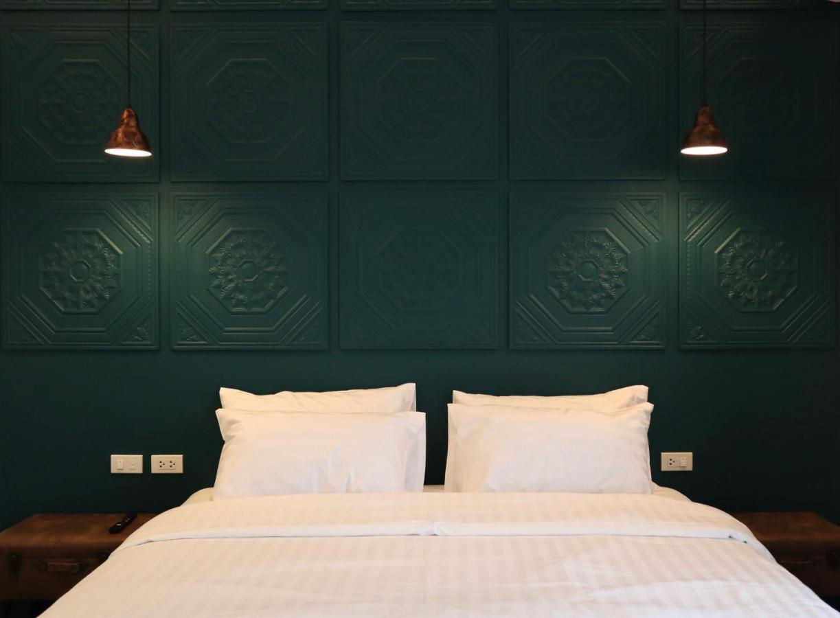 Goodnight Poshtel + Free Netflix Hotel Хат Яй Екстериор снимка