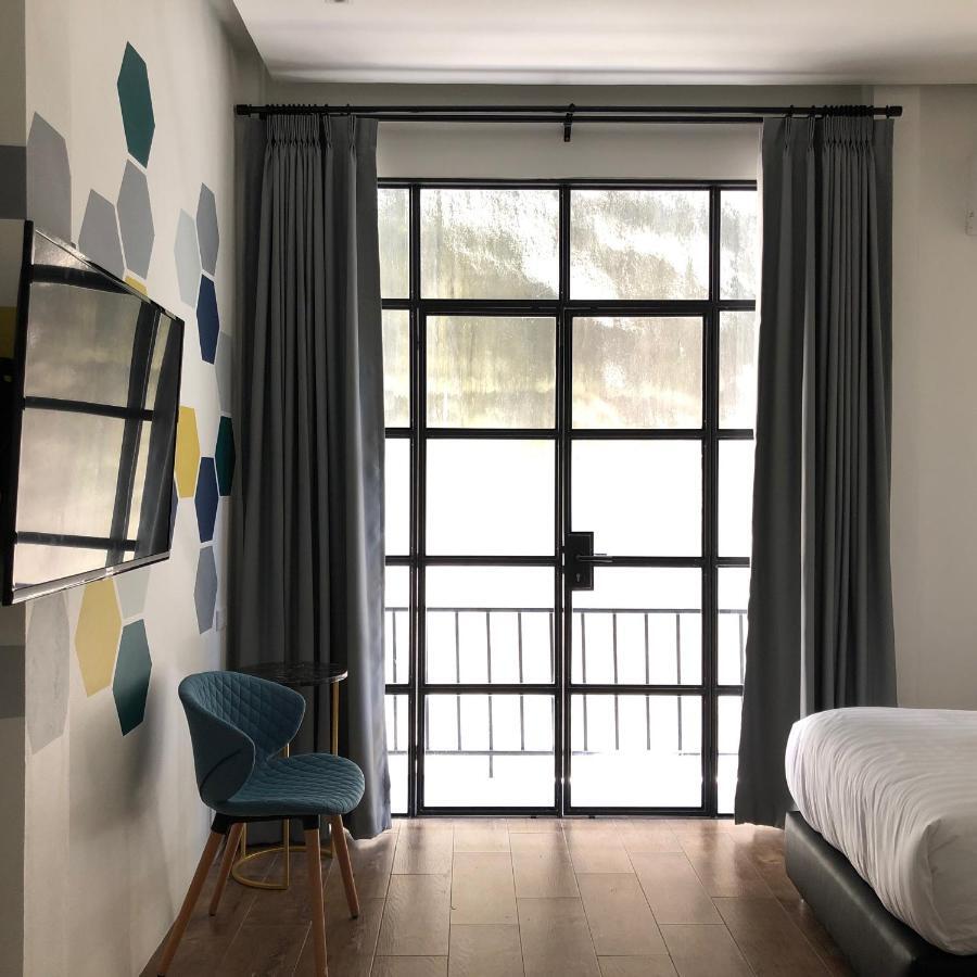 Goodnight Poshtel + Free Netflix Hotel Хат Яй Екстериор снимка