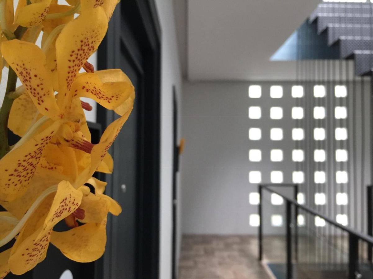 Goodnight Poshtel + Free Netflix Hotel Хат Яй Екстериор снимка