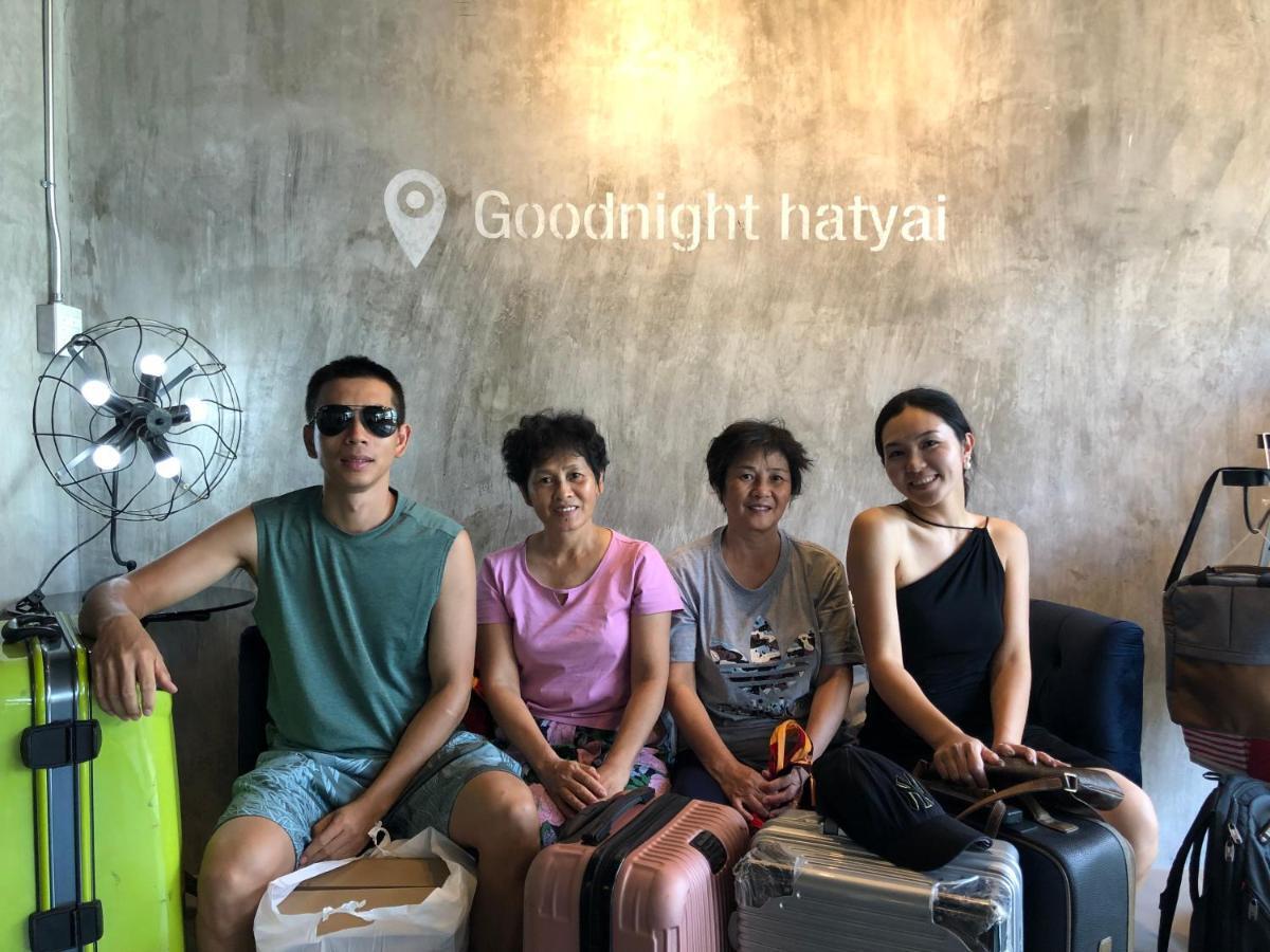 Goodnight Poshtel + Free Netflix Hotel Хат Яй Екстериор снимка